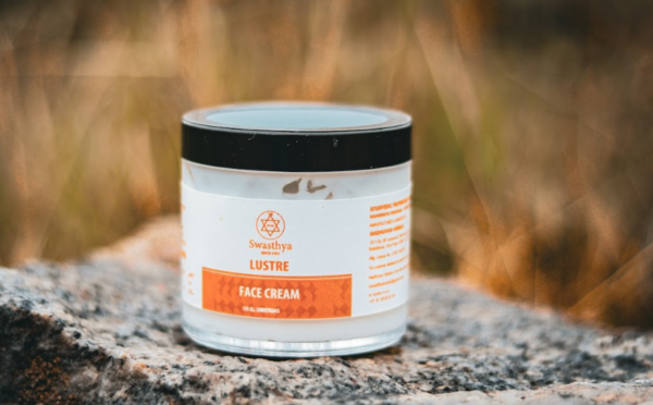 Swasthya Lustre Face Cream